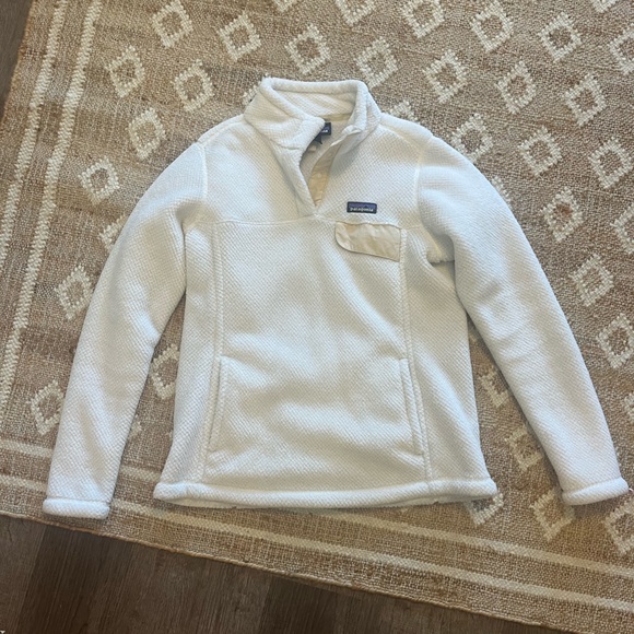 EUC Patagonia Women’s Pullover - Picture 3 of 3